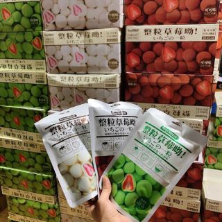 [SIÊU HOT]Kẹo Socola Bọc Dâu Tây