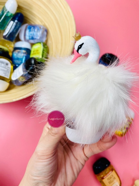 Móc khoá để gel rửa tay khô Bath and Body Works