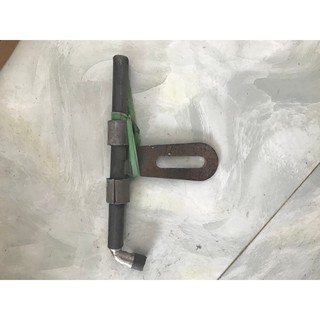 Then sắt chốt cửa phi 12,14,16,18