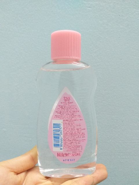 Dầu mát-xa và dưỡng ẩm Johnson cho bé (200ml)