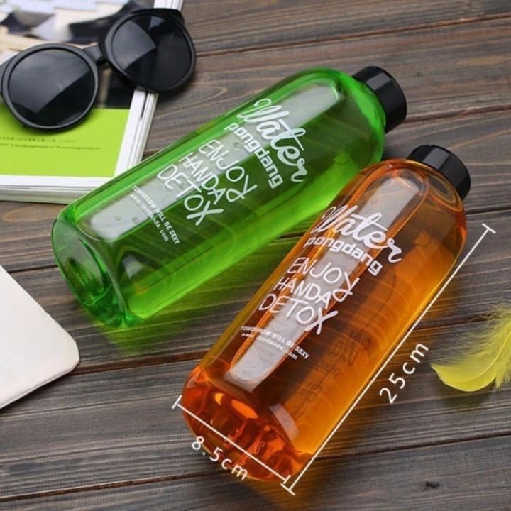 Bình nước WATER PONG DANG 1000ML - RẺ VÔ ĐỊCH  đựng nước nước ép detox bằng nhựa nắp vặn kèm [ TÚI VẢI ]