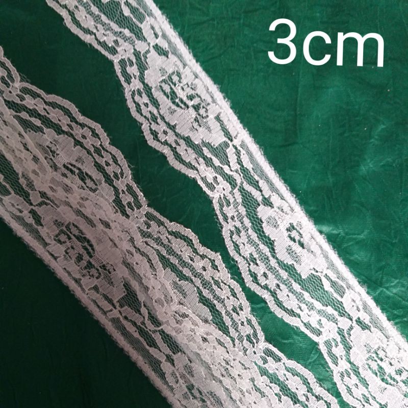 Ren lưới poly màu trắng,size từ 1cm đến 3.2cm.(10 mét /17k)