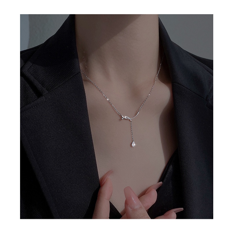 Vòng cổ Thép Titan Mặt Cười Phối Tua Rua Sang Trọng Không Phai Màu Thời Trang Mùa Hè Cho Nữ