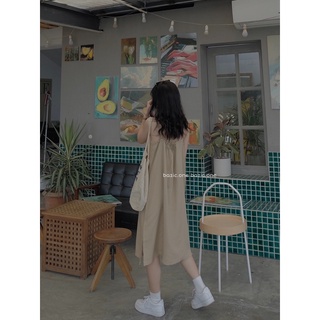 Váy 2 dây linen xẻ tà hở lưng Bazic one