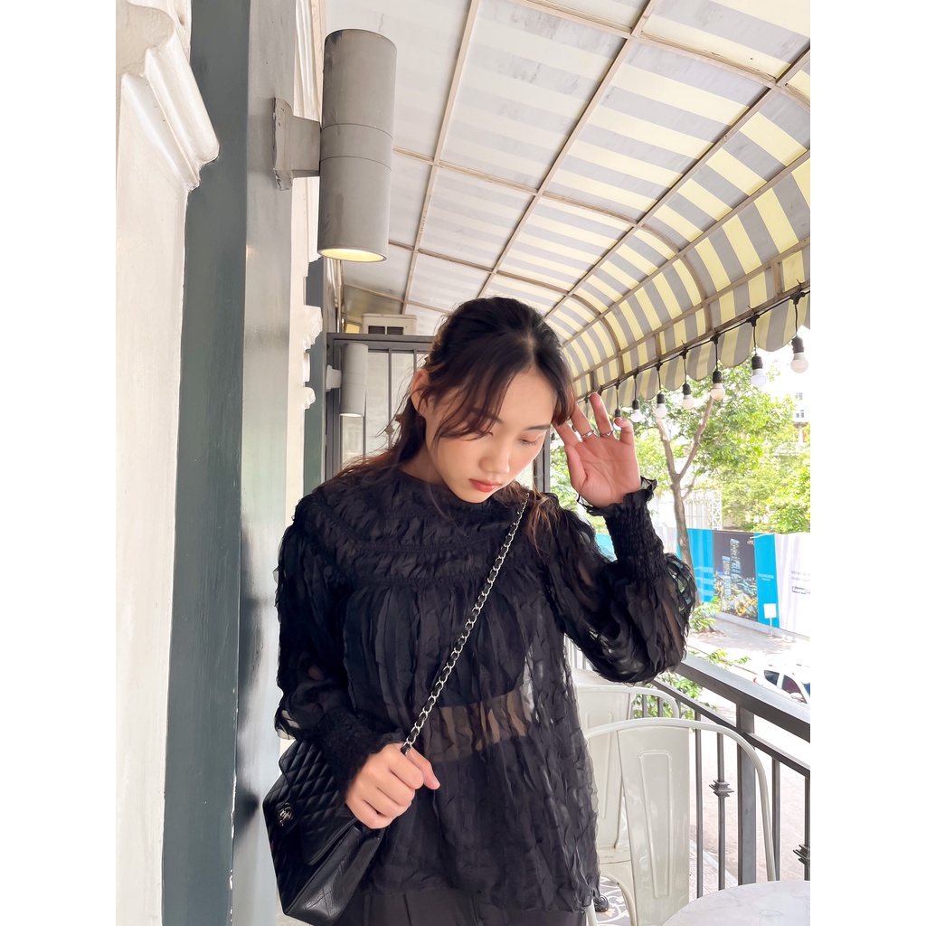 (HÀNG SẴN - ẢNH THÂT) Aó voan tơ nhúng cổ, tay dài. Áo sơ mi cổ tròn 2 màu Be &amp; Đen FREESIZE