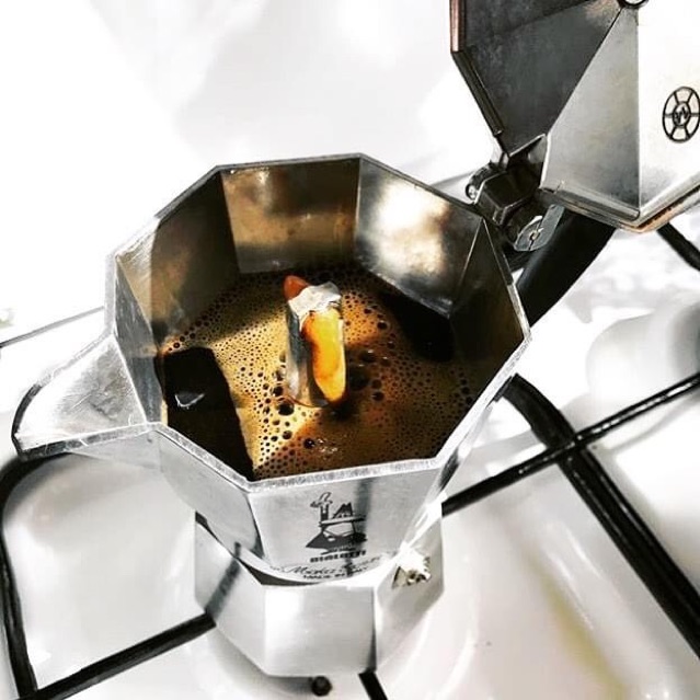 Ấm pha cà phê Bialetti Moka tiện lợi ấm pha cafe ý Moka Express 3-4 cup A005