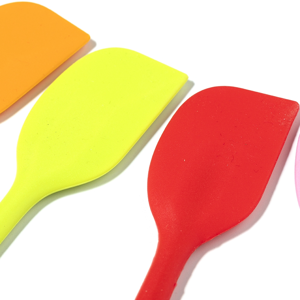 Dụng cụ hỗ trợ làm bánh bằng silicon dẻo không dính kháng nhiệt đa ứng dụng cho nhà bếp