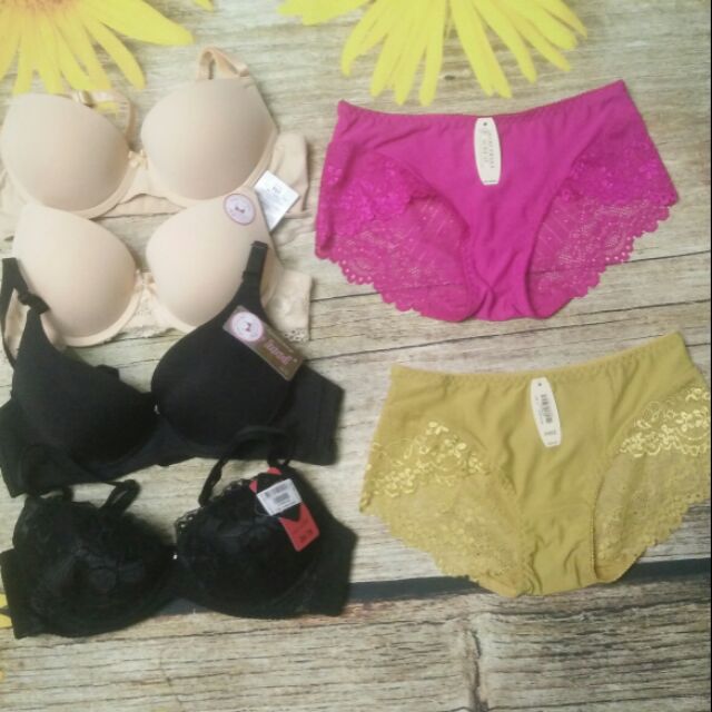 COMBO 2đôi áo tặng 2quần chip xinh
