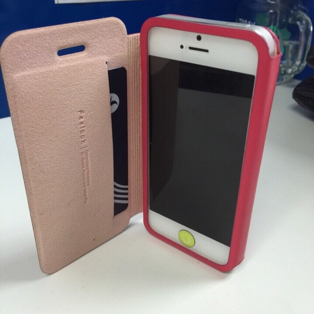 Bao da Iphone 5/5s/5c Feelock