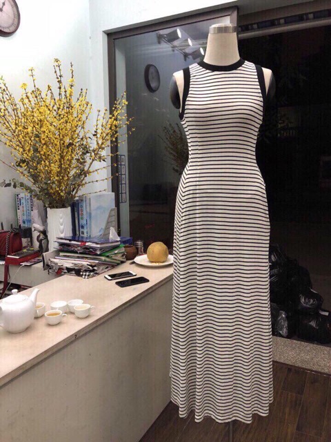 Đầm maxi kẻ