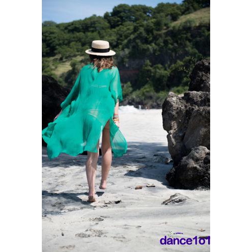 Áo khoác voan dáng dài đi biển thời trang