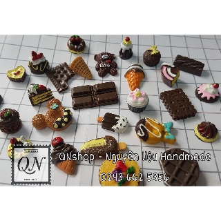 bộ charm nhựa hình bánh kẹo ( 10 cái )
