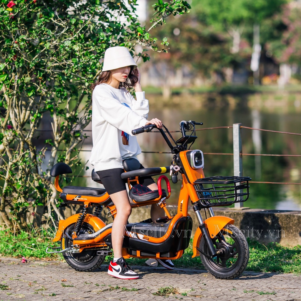 Xe Điện Hotgirl New X4 Plus - Xe Điện Nhập Khẩu - Tặng Giỏ Xe Và Ghế Em Bé - Pin Lithium 30A Chính Hãng - Bảo Hành 2 Năm