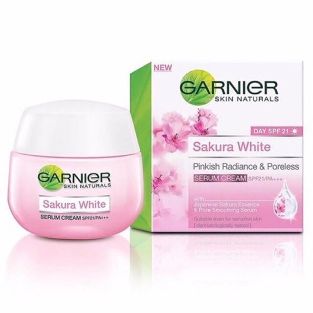 KEM DƯỠNG TRẮNG DA GARNIER SAKURA WHITE - KEM Ngày.