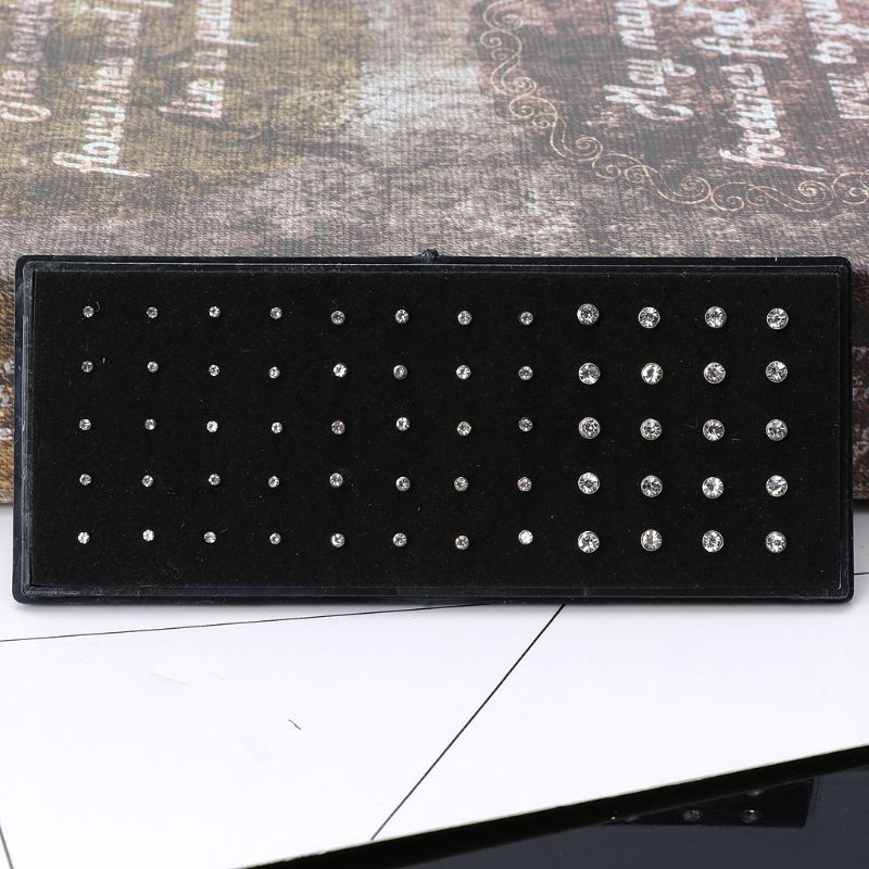 Hộp 60 chiếc khuyên mũi bằng thép không gỉ