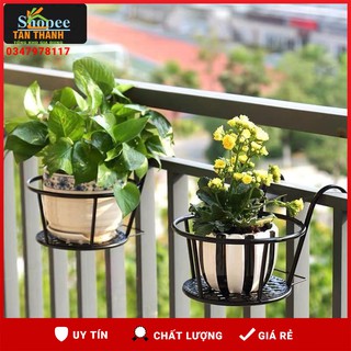 Giá sắt treo ban công , để chậu hoa, cây cảnh Sơn tĩnh điện