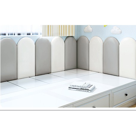 Tấm dán tường nệm da trang trí phòng ngủ an toàn cho con bé 20X50X3CM