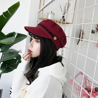 Nón beret đen