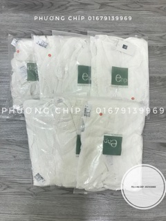 Váy trắng thô lỗ
