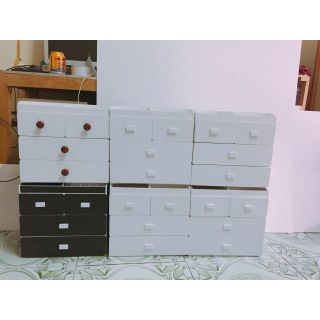 Khay đựng mỹ phẩm 4 tầng màu trắng khay son 20 ô