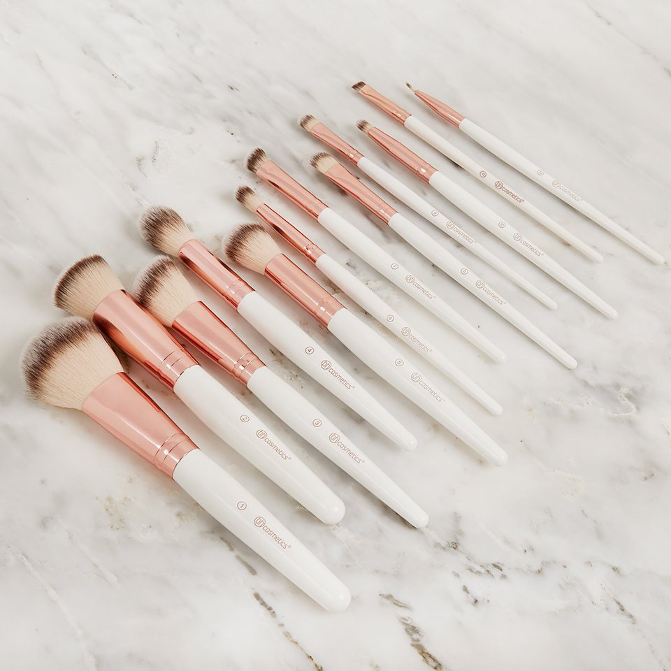 Bộ Cọ Trang Điểm BH Cosmetics Rose Romance 12 Piece Brush Set With Cosmetic Case