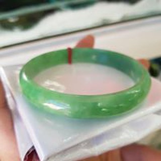 Vòng Ngọc cẩm thạch