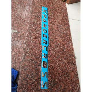 logo chữ nổi xpander cross
