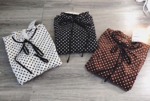 Váy XOÈ CHẤM BI KÈM HÌNH THẬT