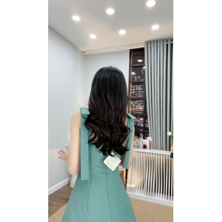 Đầm xanh hai dây chữ Sweet girl thêu