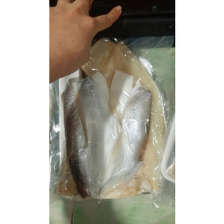 Dứa bàn tay 2 nắng thịt dẻo ngon ạ