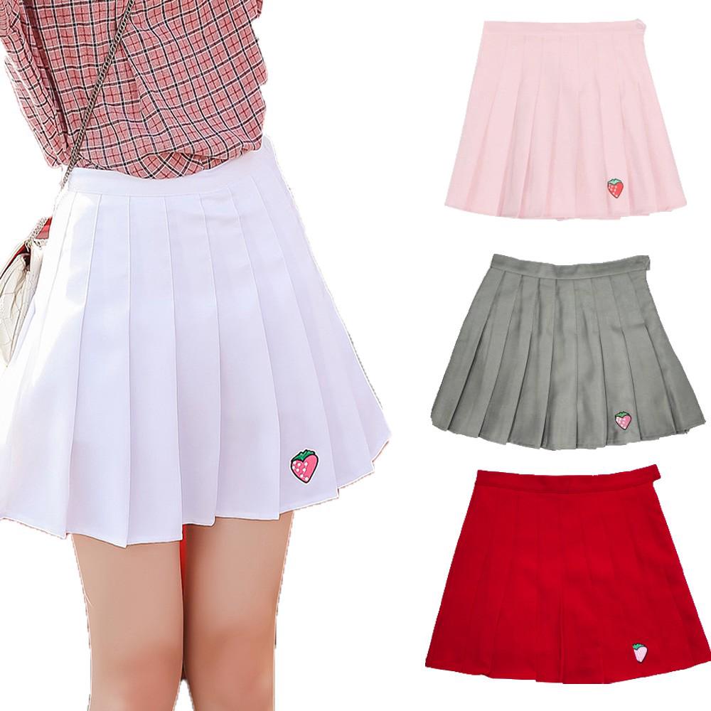 Chân váy xếp li thêu hình quả dâu phong cách Hàn Quốc