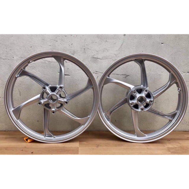 Mâm YaZ cho Exciter 150 gắn như zin ko chế cháo