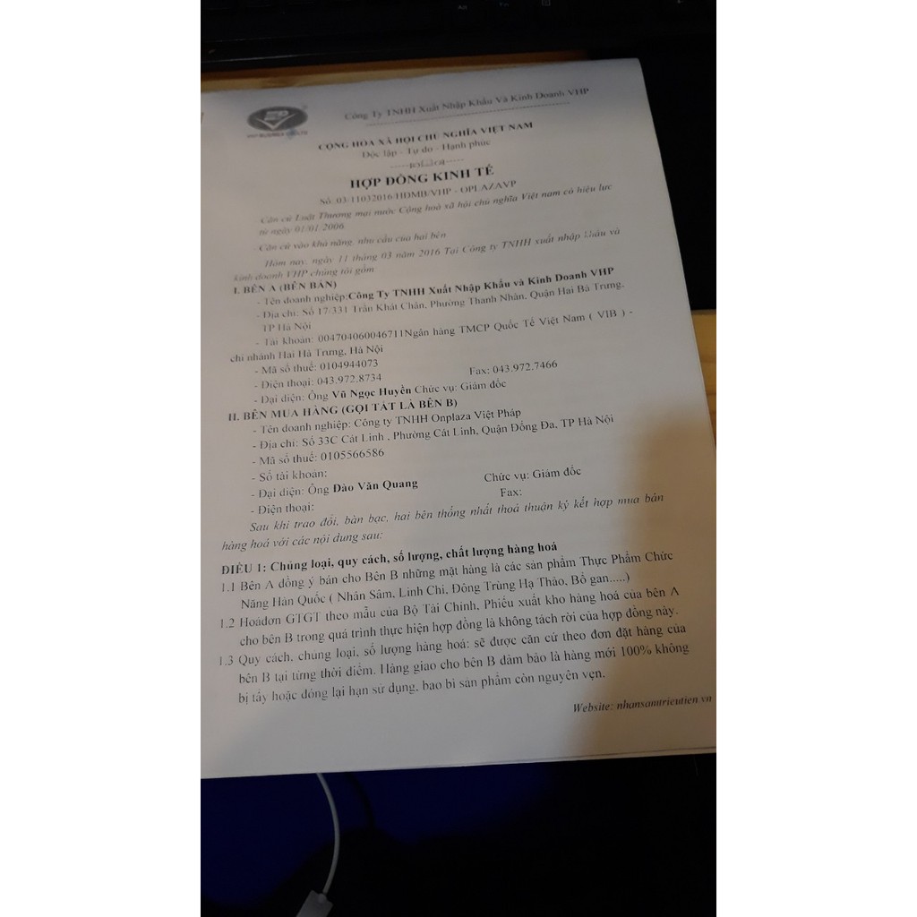 Cao hồng sâm Hàn Quốc hộp 3 lọ x 240g 6 năm tuổi Hàn Quốc NS040 | BigBuy360 - bigbuy360.vn