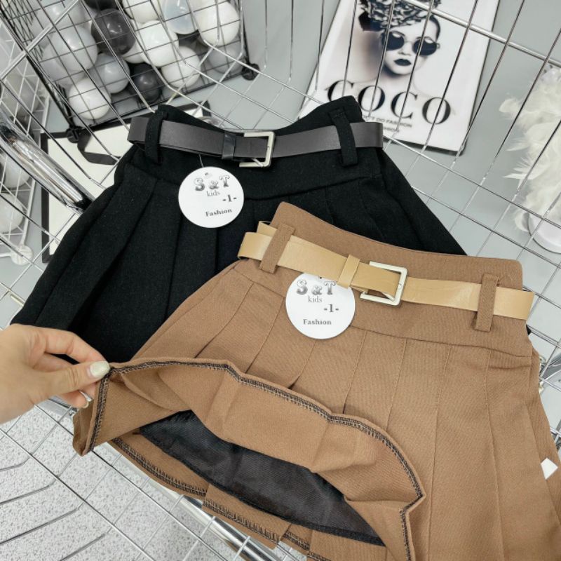 Chân váy  xếp ly có quần trong xịn sò bé gái