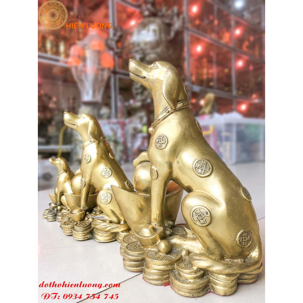 Tượng Chó Ngồi Bệ Vàng Phong Thủy – Linh Vật May Mắn Và Giữ Nhà
