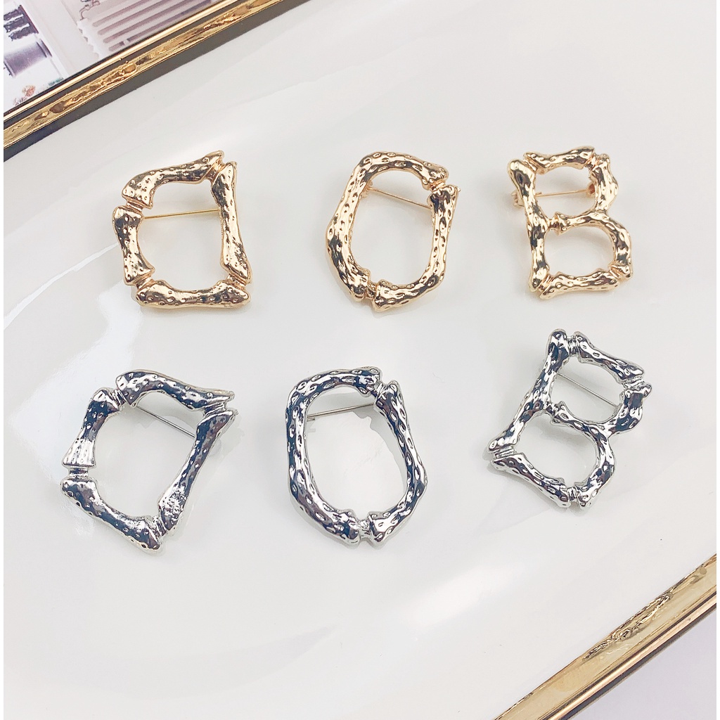 Trâm Cài Áo Hợp Kim Hình Chữ Cái Tiếng Anh