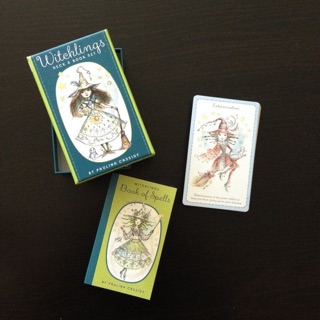 Bài Witchlings Deck and Book Set
