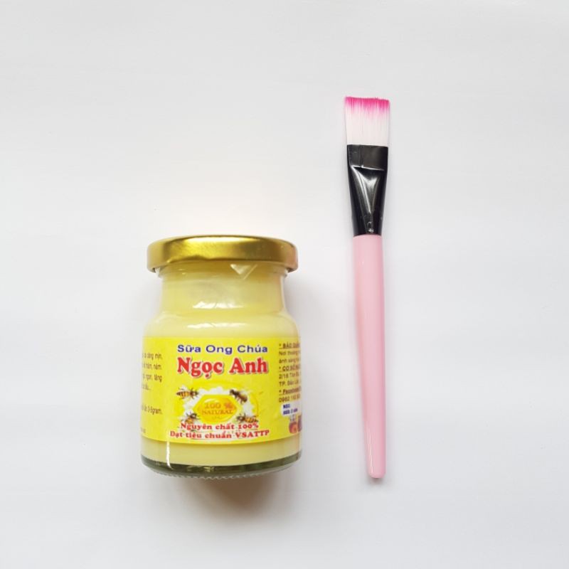 Sữa ong chúa tươi Ngọc Anh hũ 100gr tặng kèm cọ | BigBuy360 - bigbuy360.vn