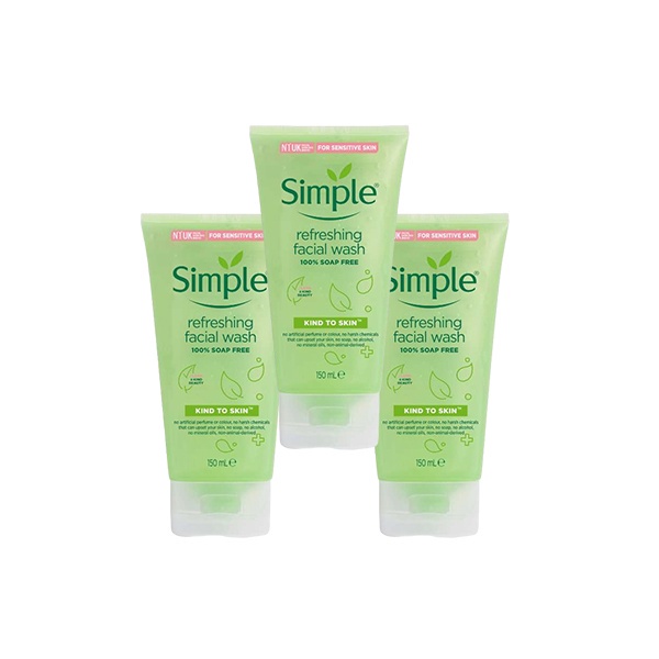 Sữa rửa mặt Simple giảm mụn cho da mụn dịu nhẹ tạo bọt 150ml - RM02