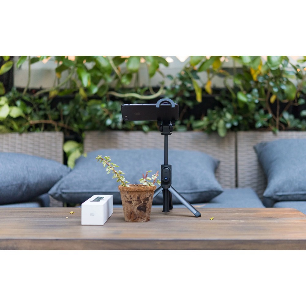 Gậy Tripod 3 chân Xiaomi Selfie Stick Tripod (kết nối bằng bluetooth)  - CHUYENSISG | BigBuy360 - bigbuy360.vn