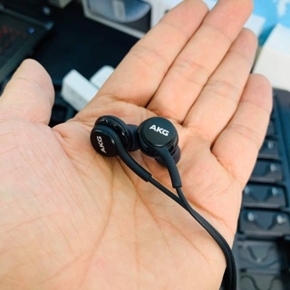 Tai nghe Samsung AKG