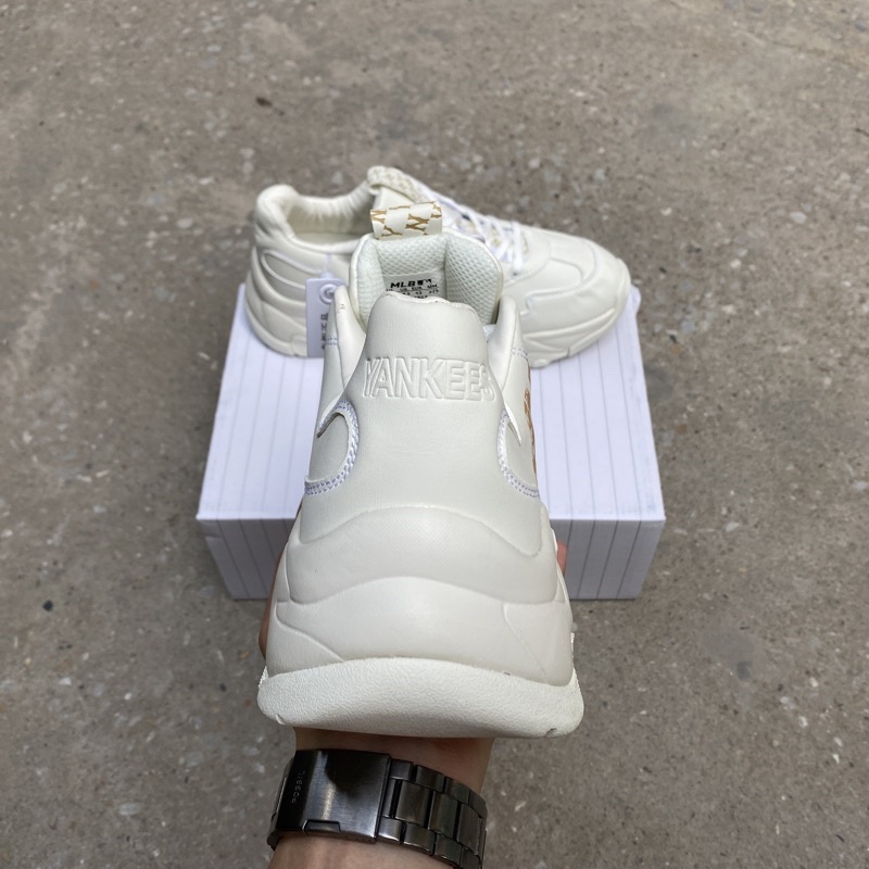 Giày Thể Thao ny nâu nam nữ loại đẹp