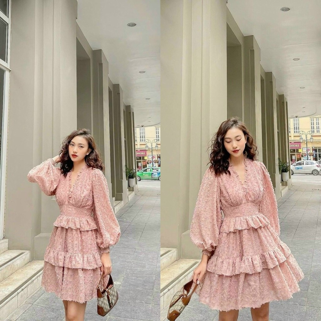 VÁY ĐẦM BỒNG TẦNG MÀU HỒNG CỔ V BÈO SIÊU XINH XẮN | BigBuy360 - bigbuy360.vn