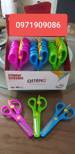 Kéo thủ công học sinh