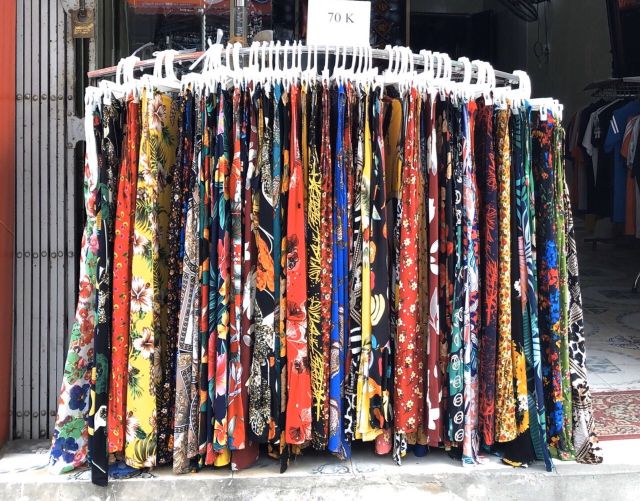 Váy hoa chất lanh lụa siêu mát, nhiều màu | BigBuy360 - bigbuy360.vn