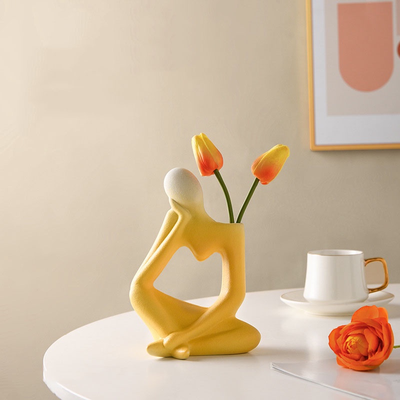 Bình cắm hoa gốm sứ nghệ thuật hình người suy nghĩ