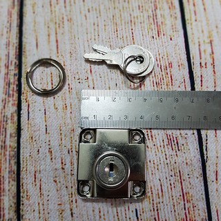 Khóa tủ , khóa cốp loại vuông
