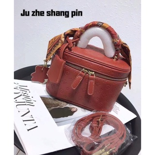 TÚI CỐP DA DẬP VÂN HOA.