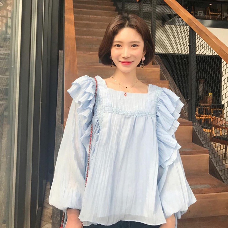 Áo chiffon IELGY dáng rộng cổ vuông tay dài phối bèo ngọt ngào phong cách Hàn Quốc