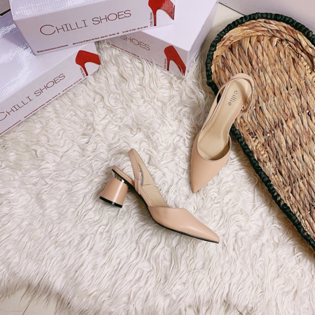 Sandal bít mũi hở eo gót viền vàng - 2043